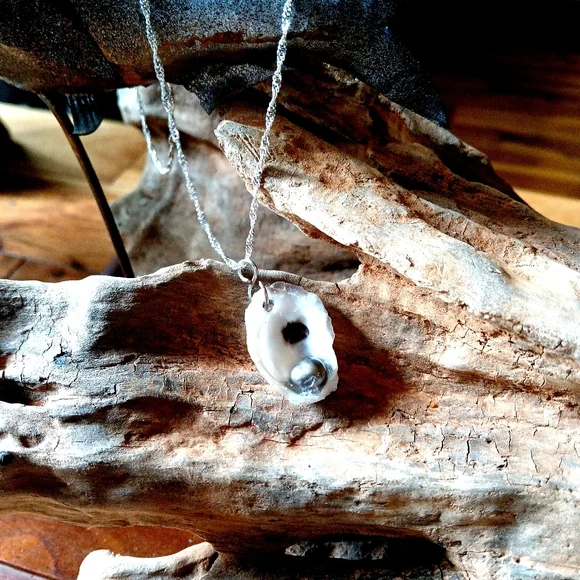 HandCrafted Oyster Shell Necklace With Freshwater PearlWith Sterling Silver - Picture 3 of 8